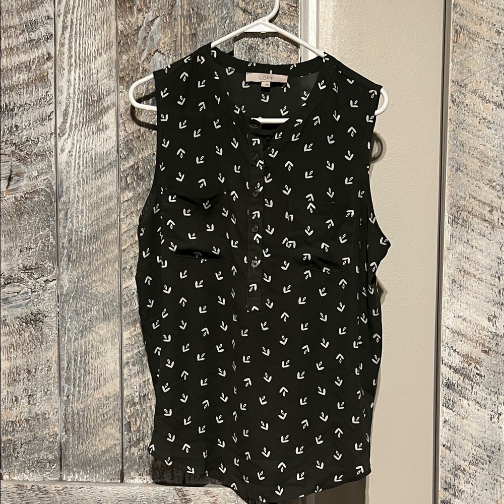 LOFT Olive Green Sleeveless Button-Up with mixed materials (see description)